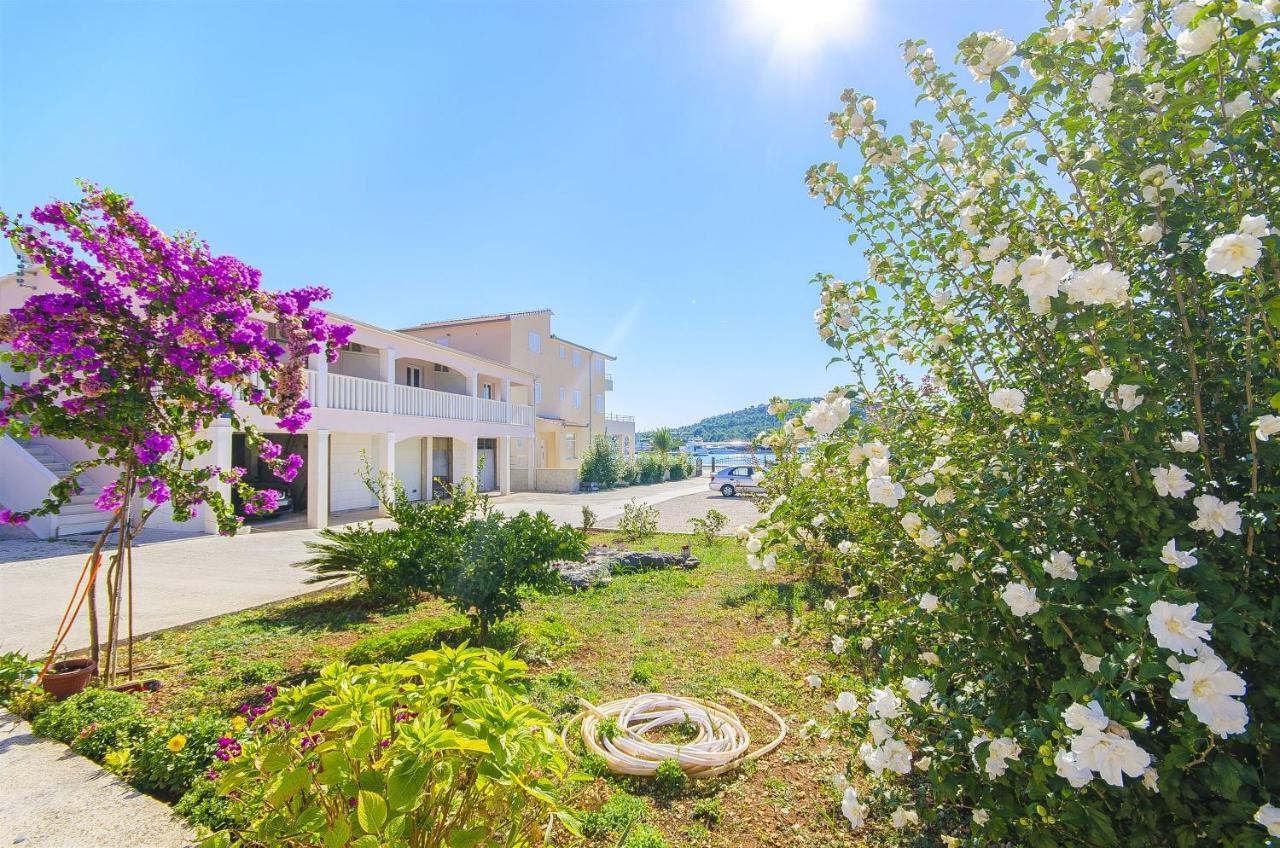 Apartments Hrgovic Rogoznica  Εξωτερικό φωτογραφία