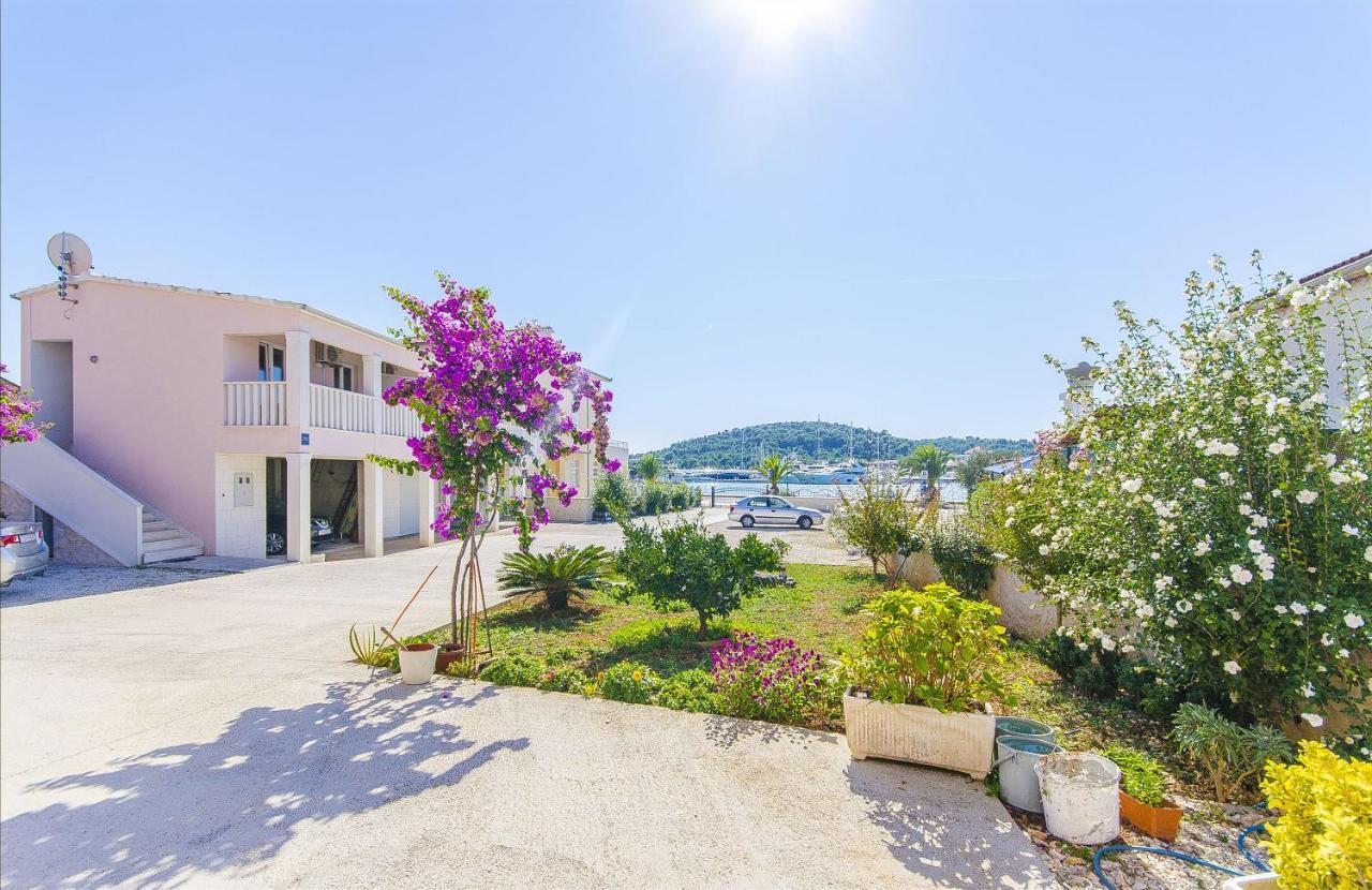 Apartments Hrgovic Rogoznica  Εξωτερικό φωτογραφία