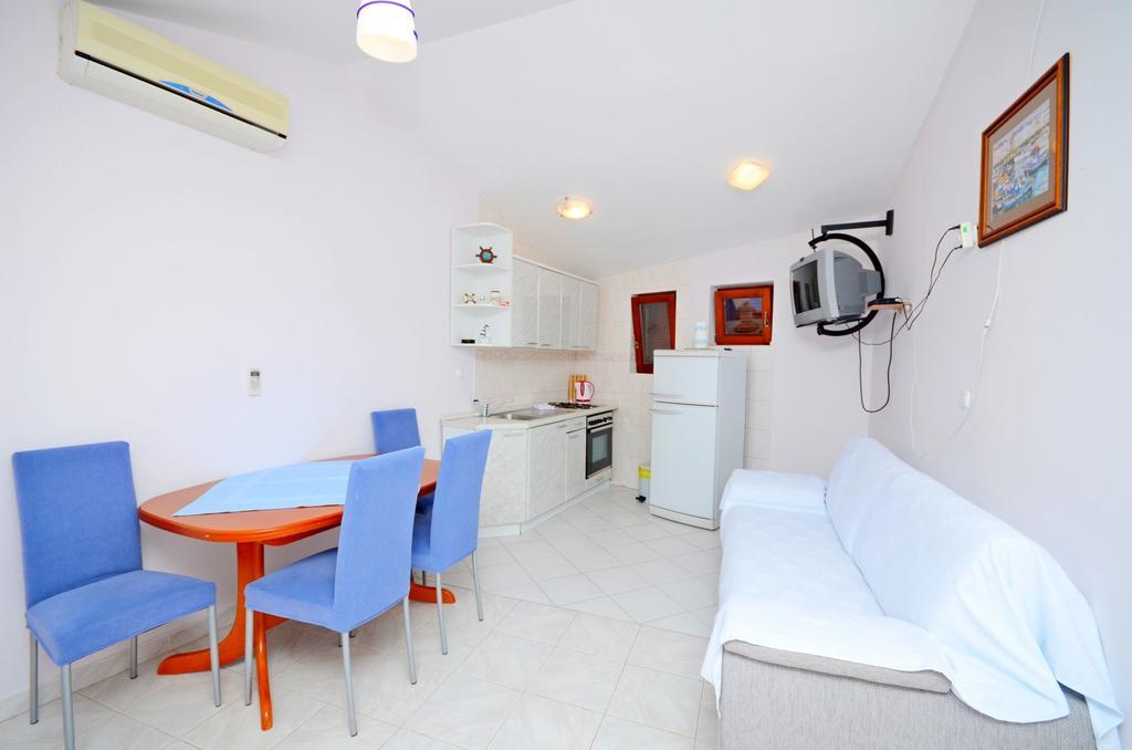 Apartments Hrgovic Rogoznica  Εξωτερικό φωτογραφία